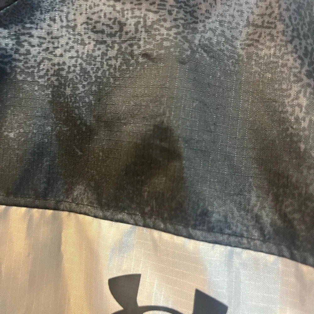 Under Armour sleek under