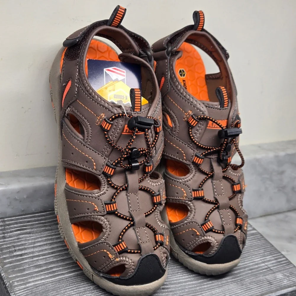 Khombu Kids Brown Orange Closed Toe Hiking Sandals (3) Bungee Lace / Water Shoes