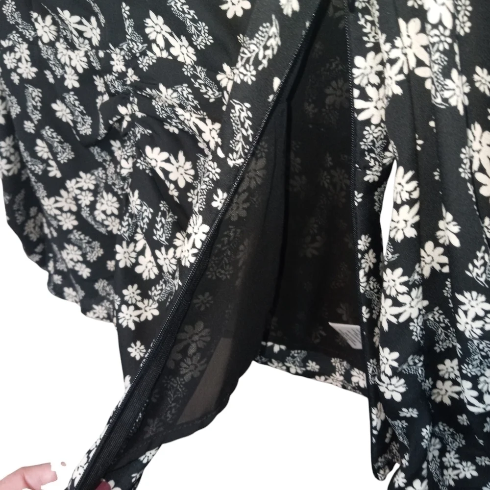 Astr label floral