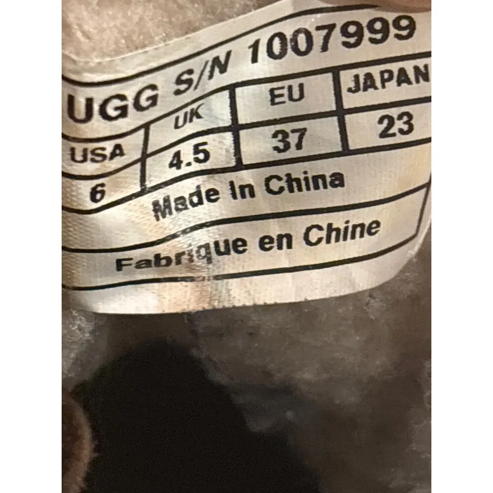 UGG cecile ankle