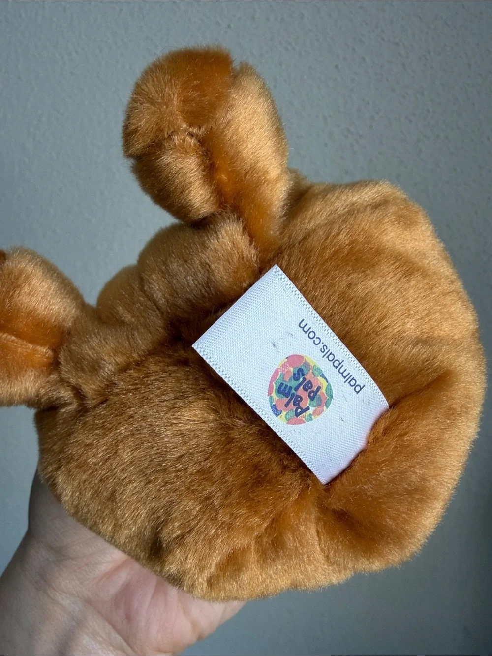 Palm Pals soft cinnamon