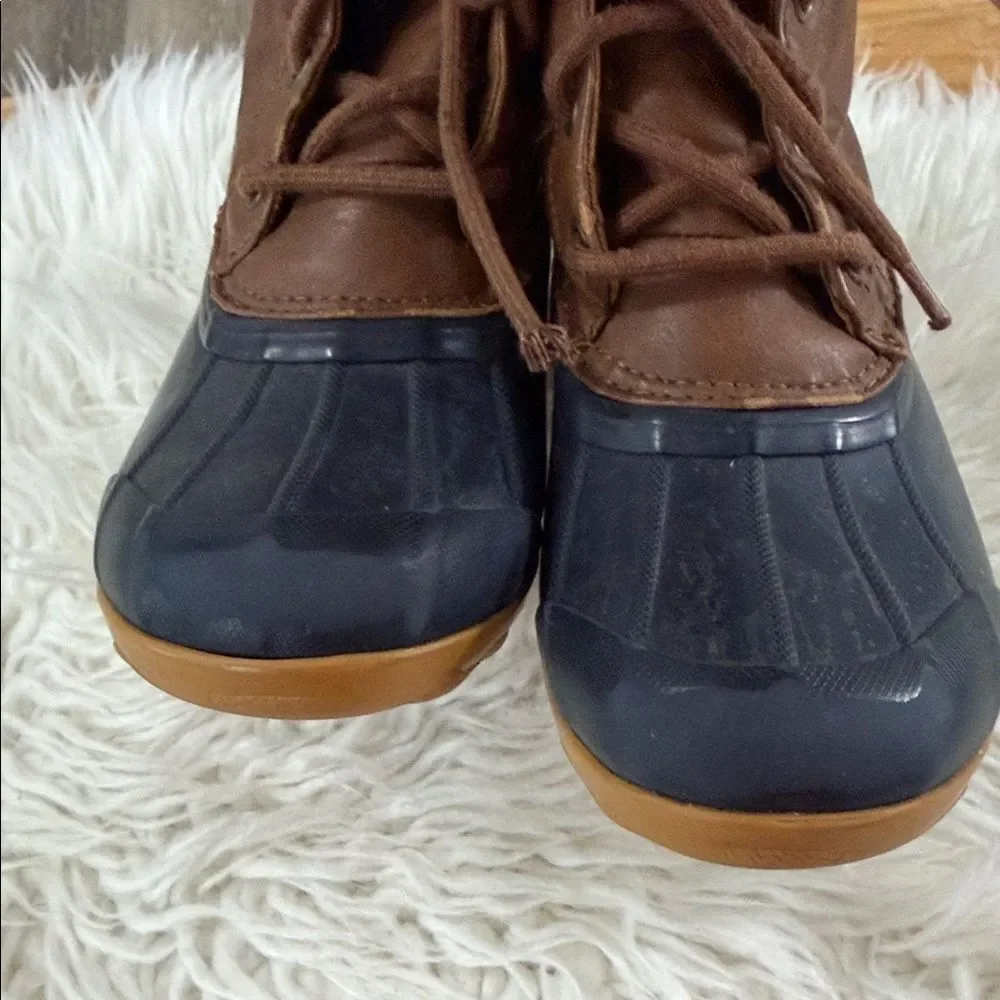 Sperry durable boots