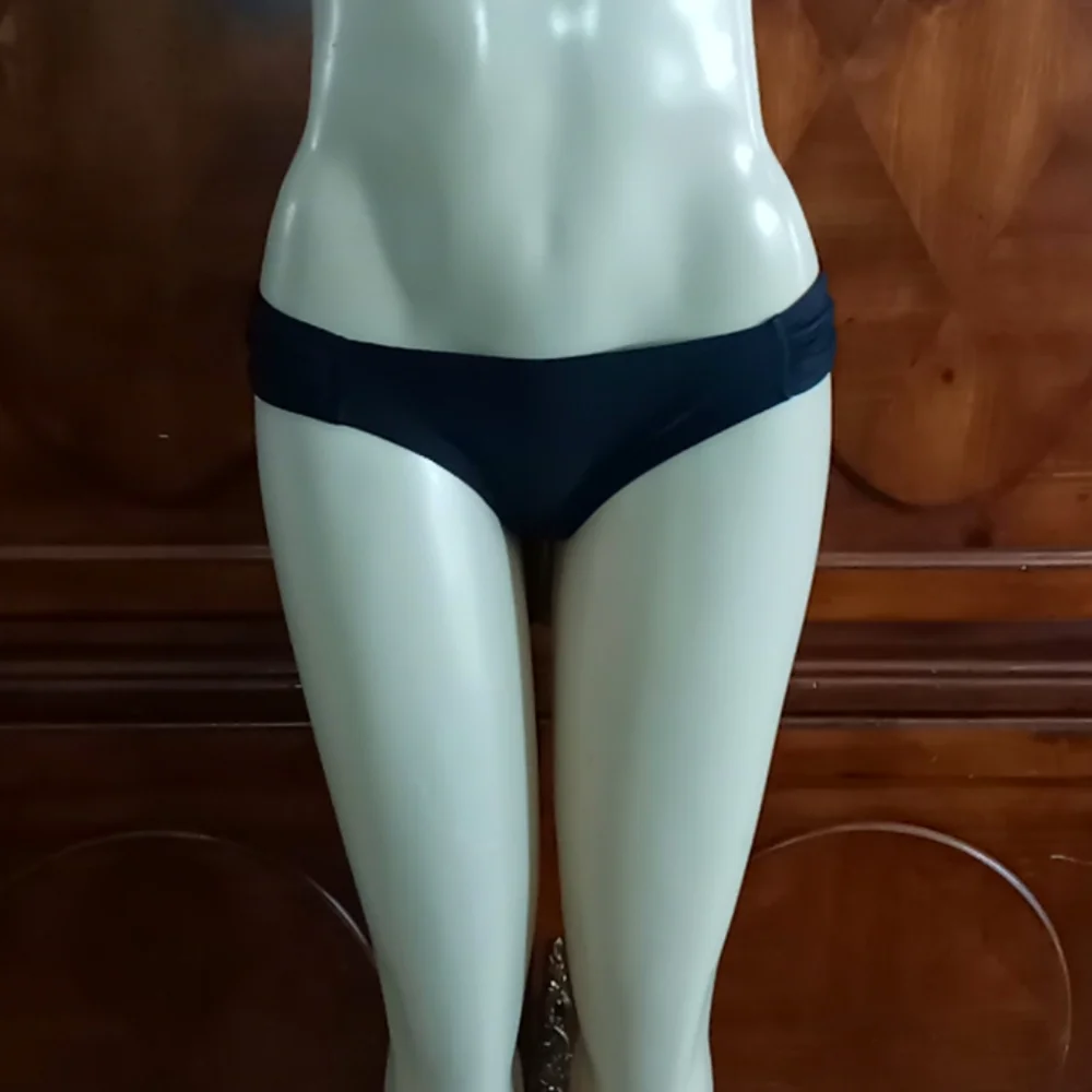 Xhilaration size medium