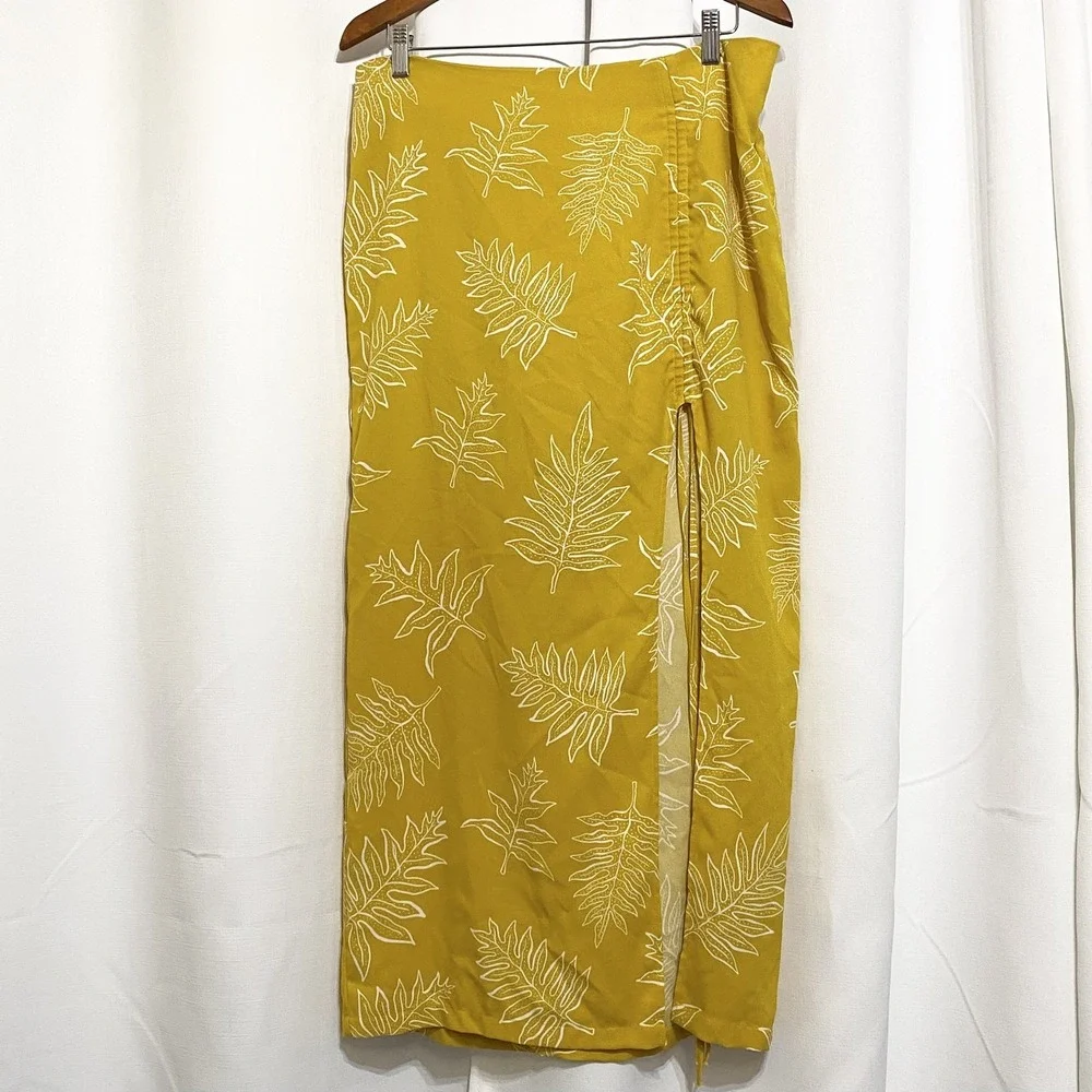Hawaii's Finest Womens XL Front Slit Long Skirt Gold Hawaiian Fern Lauwae Casual