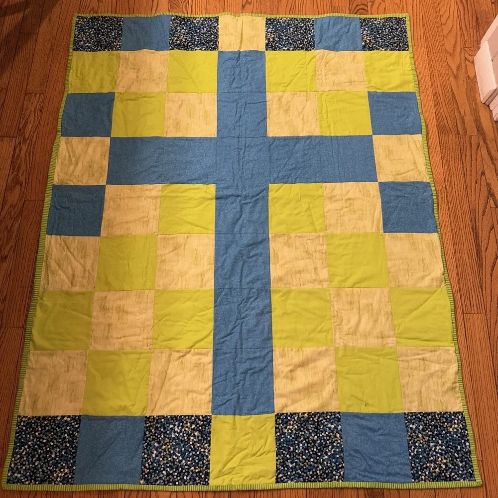 Reversible Rail Fence/Split Rail Fence Pattern & A Cross Pattern Quilt-42