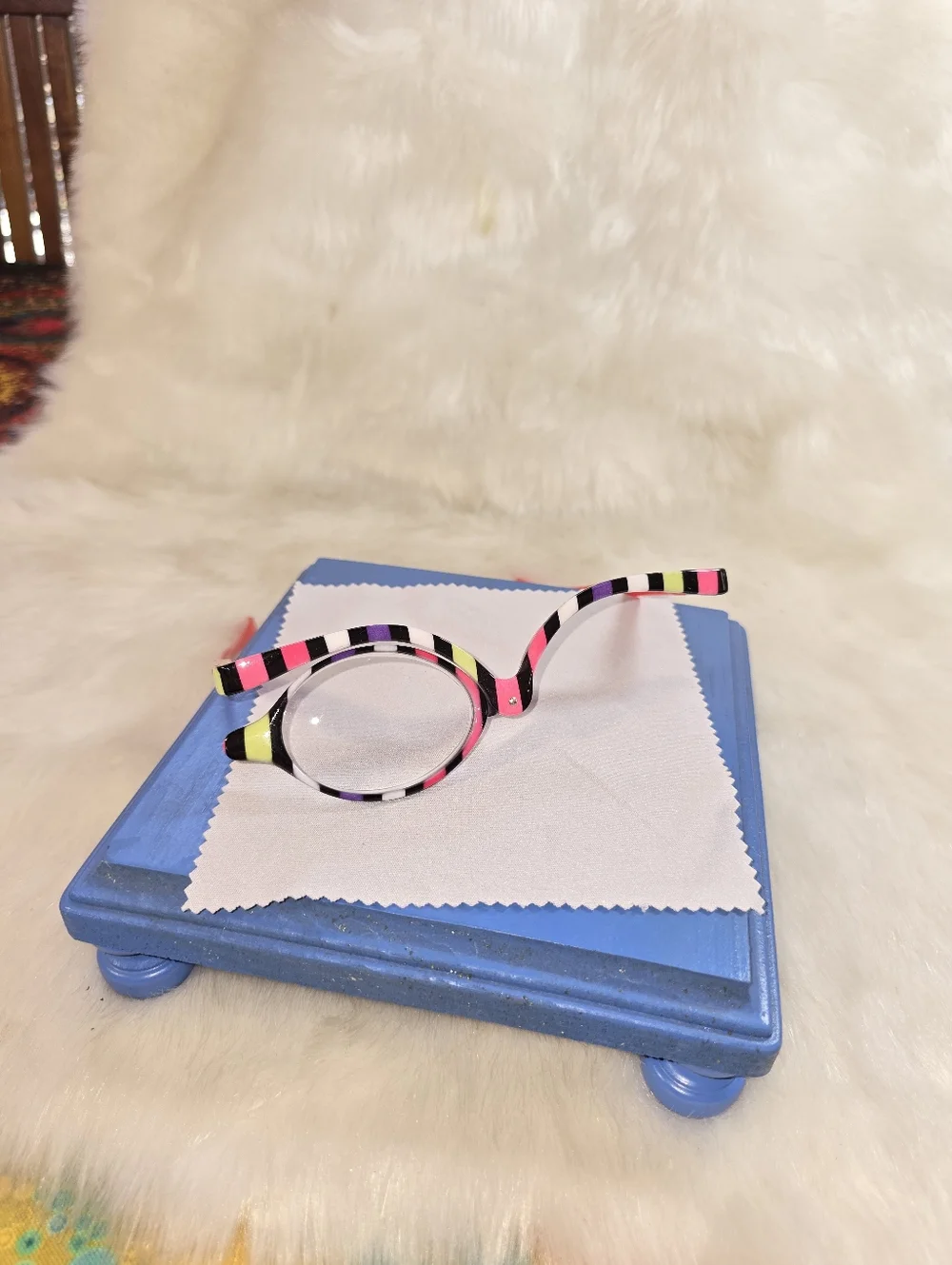eye guard multicolor makeup
