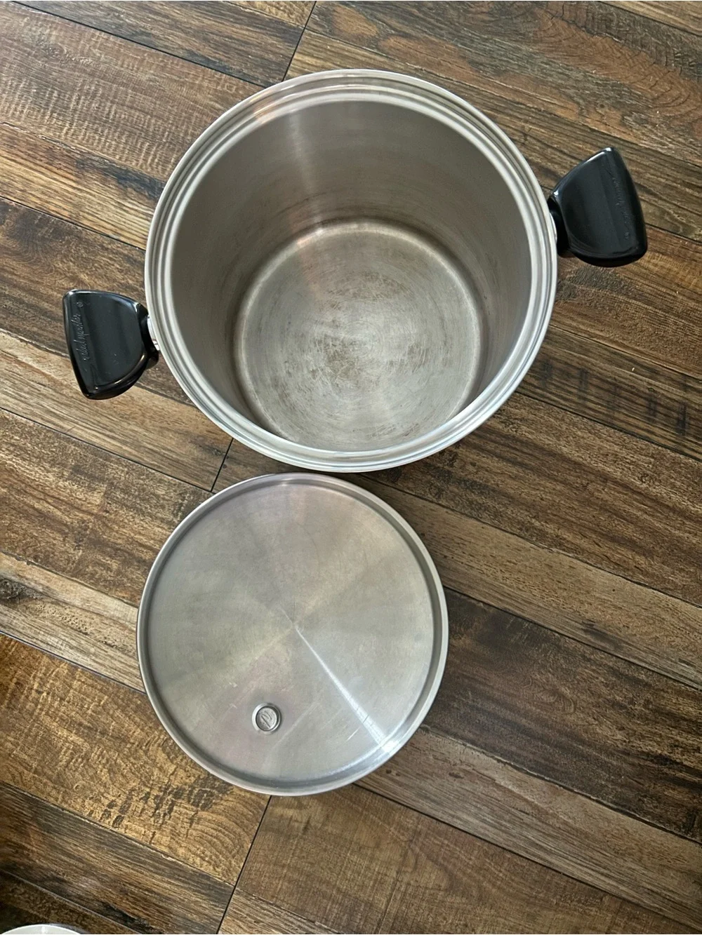 vintage Saladmaster stock pot made of T304S stainless steel