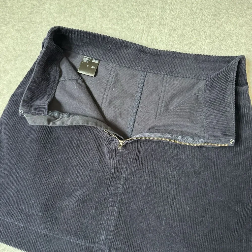 Uniqlo corduroy mini