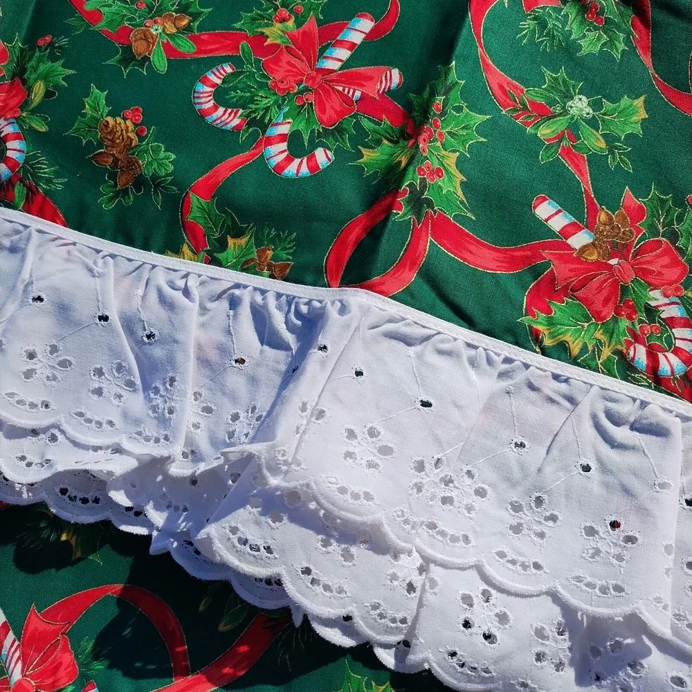 Handmade Christmas Tablecloth‎ Candy Canes Ribbon Green Red 78x63 Traditional