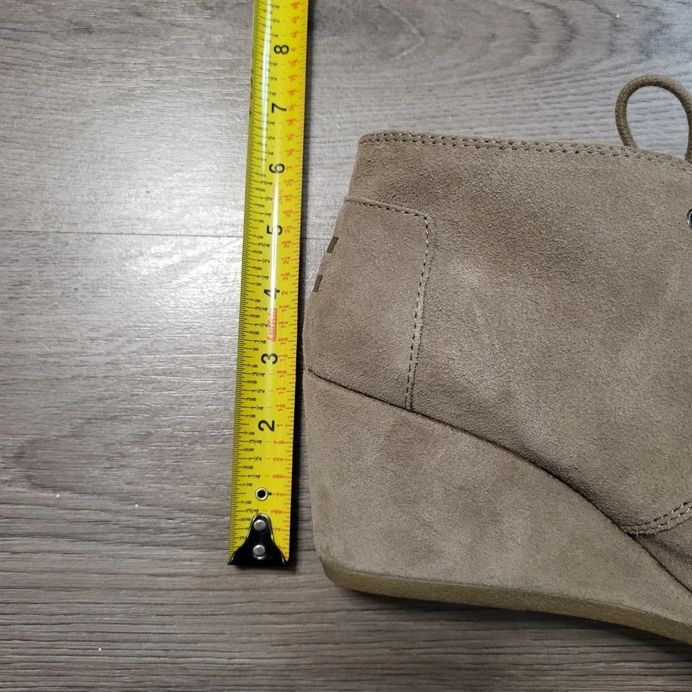 Toms women size