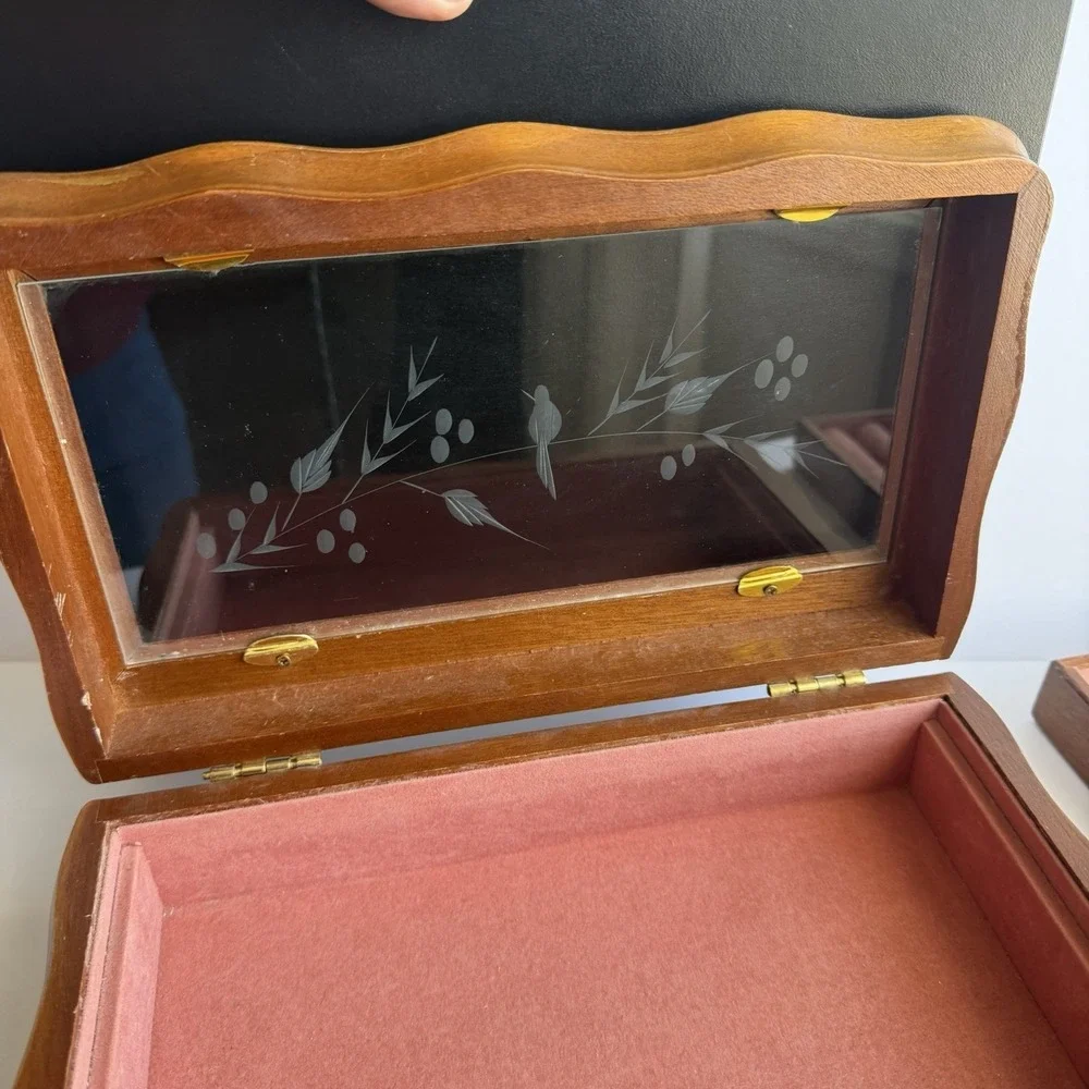 N/A vtg wood