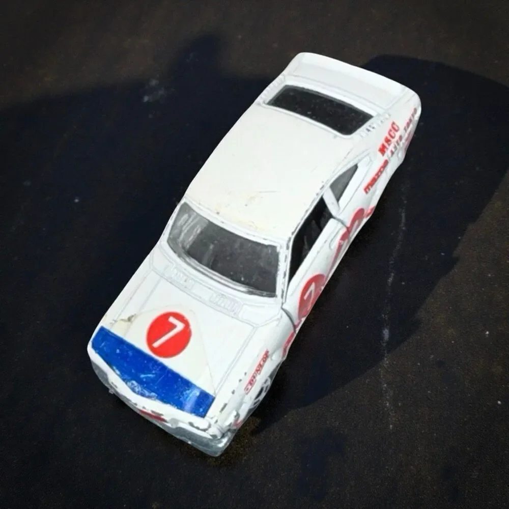 Tomica Japan #80 Mazda Savanna GT Diecast Car 1:64 Scale