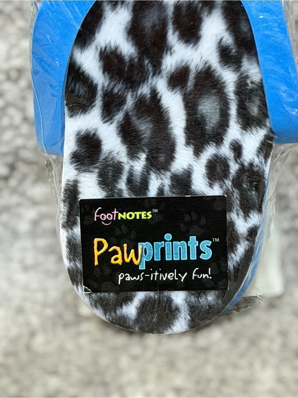 Footnotes “pawprints” novelty
