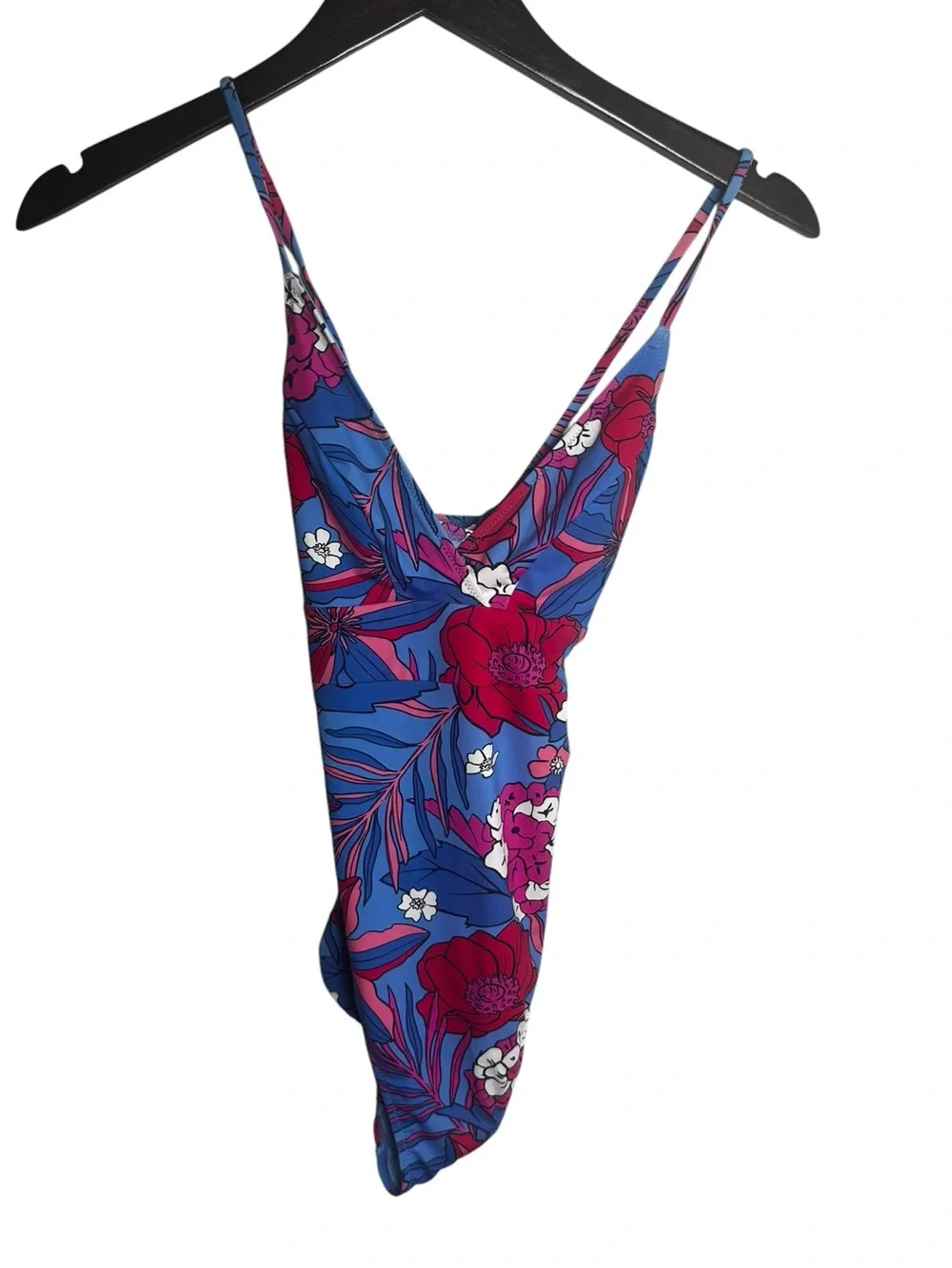 Vineyard Vines crisscross back