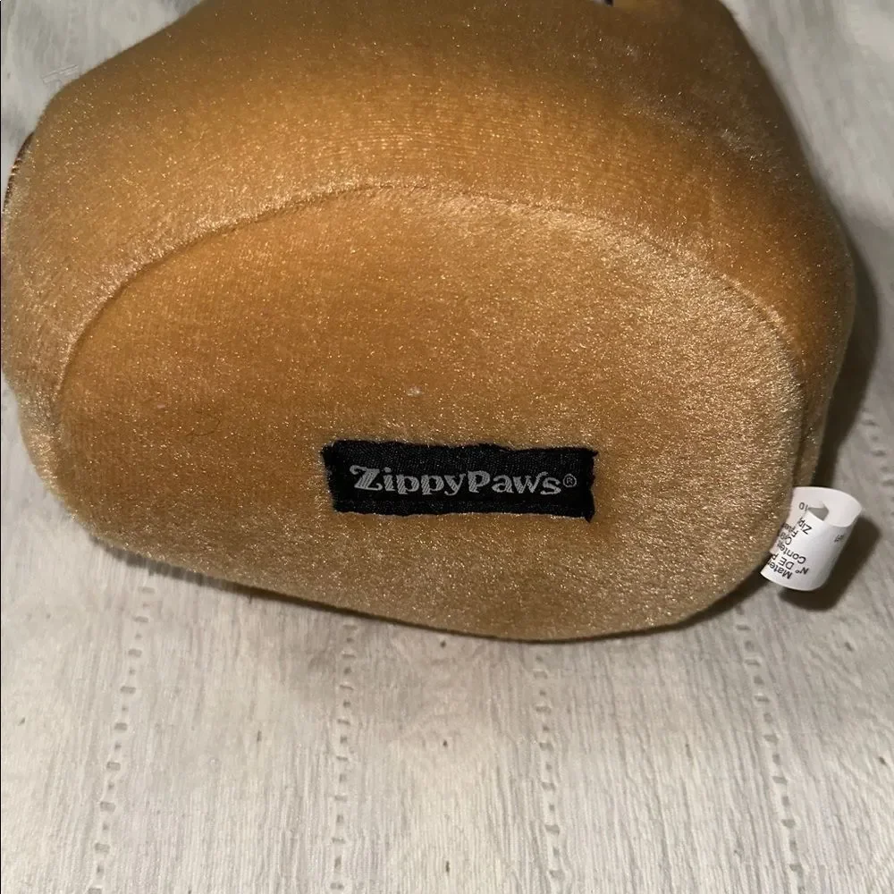 Zippy Paws during stock