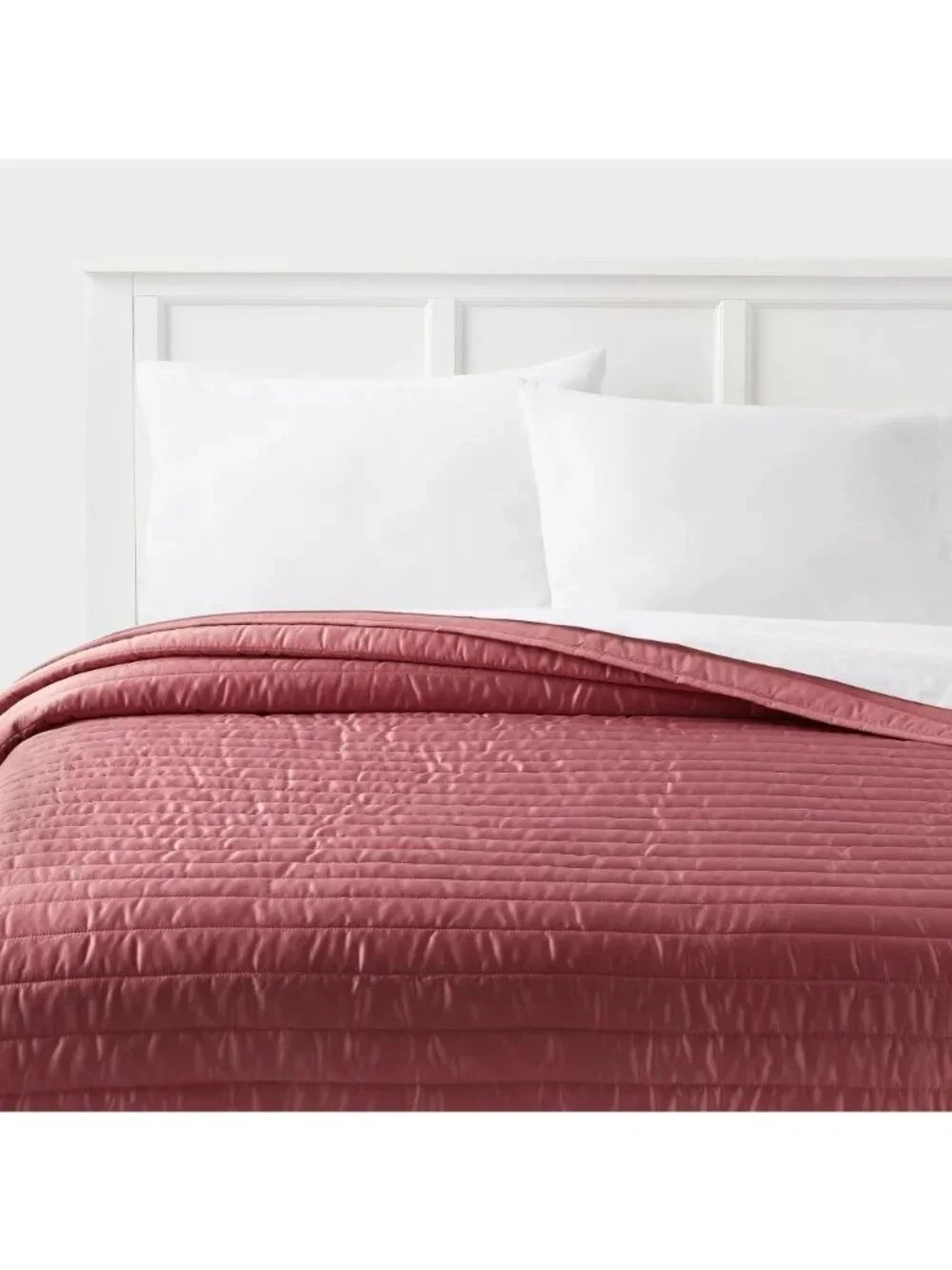 Room Essentials Twin or Twin XL Rose Pink Soft Fill Bed Quilt 66