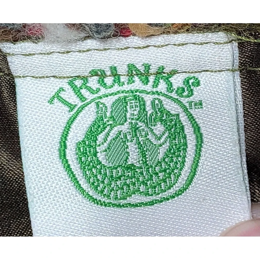 trunks square scarf