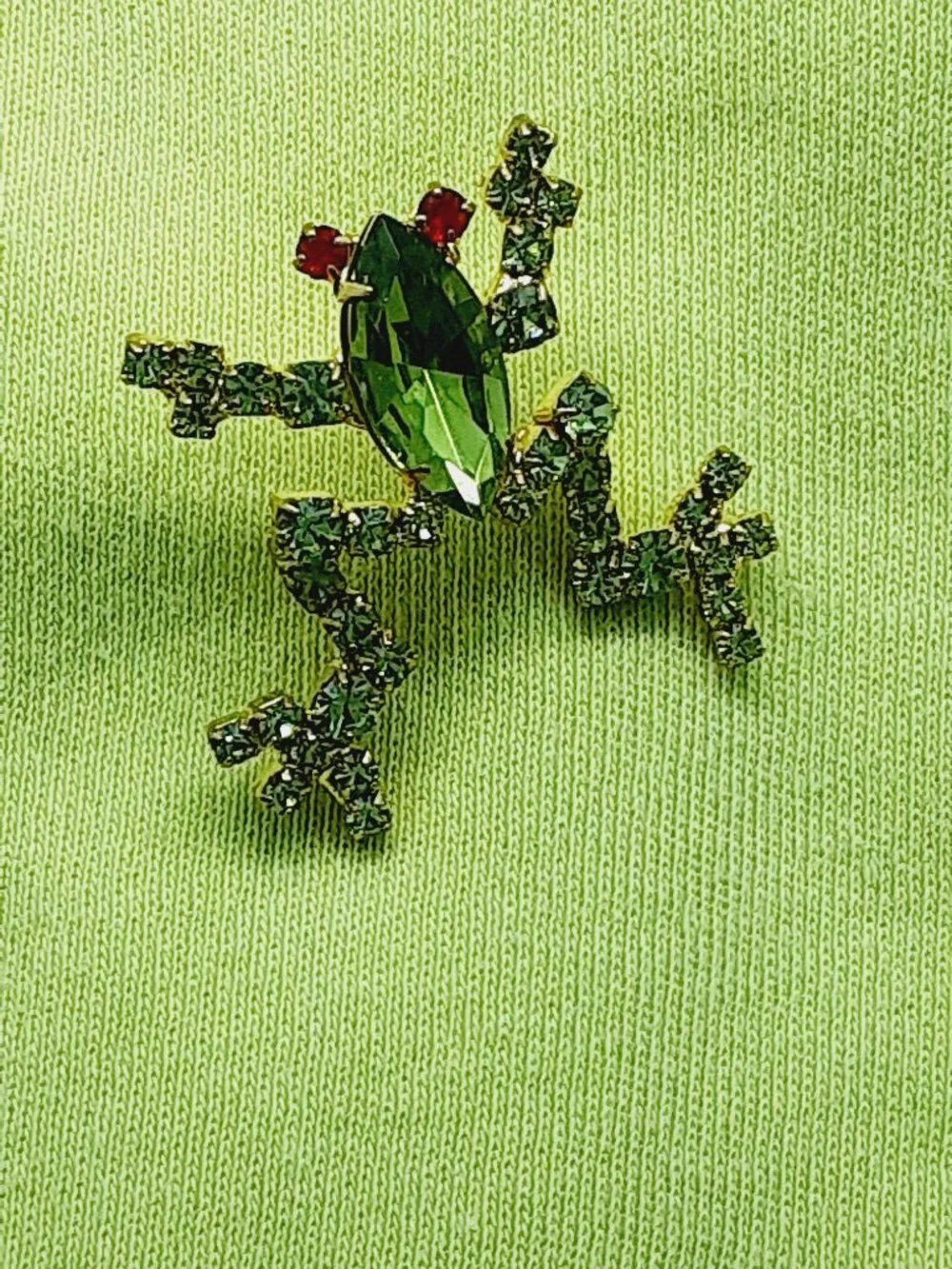 Put'em Pins dancing inch