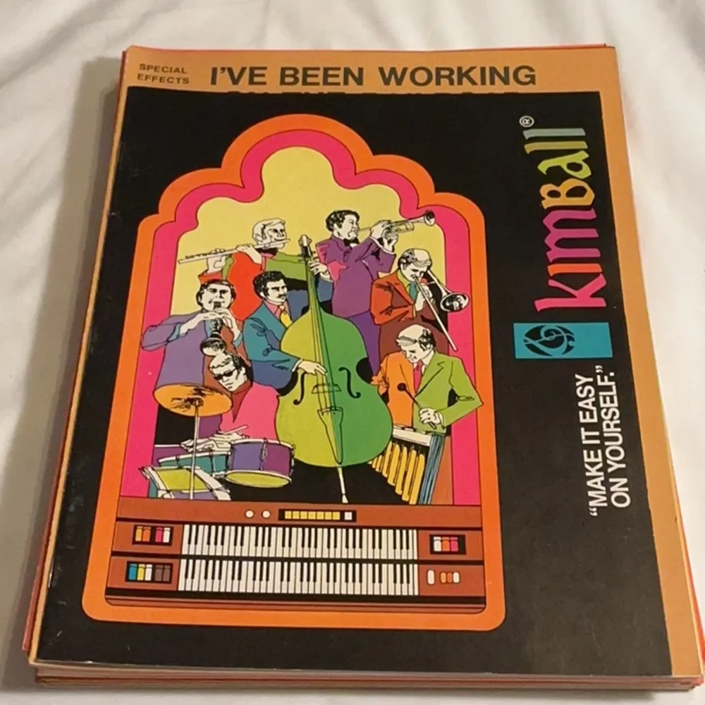 Hal Leonard swinger organ