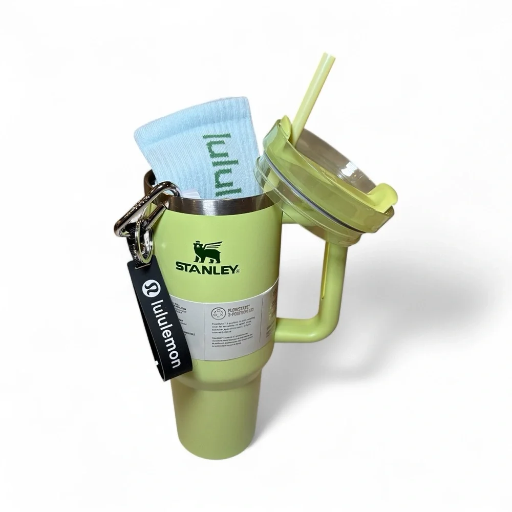 Stanley 40 oz + Lululemon Socks & Keychain Gift Bundle | Sage‎ | NWT