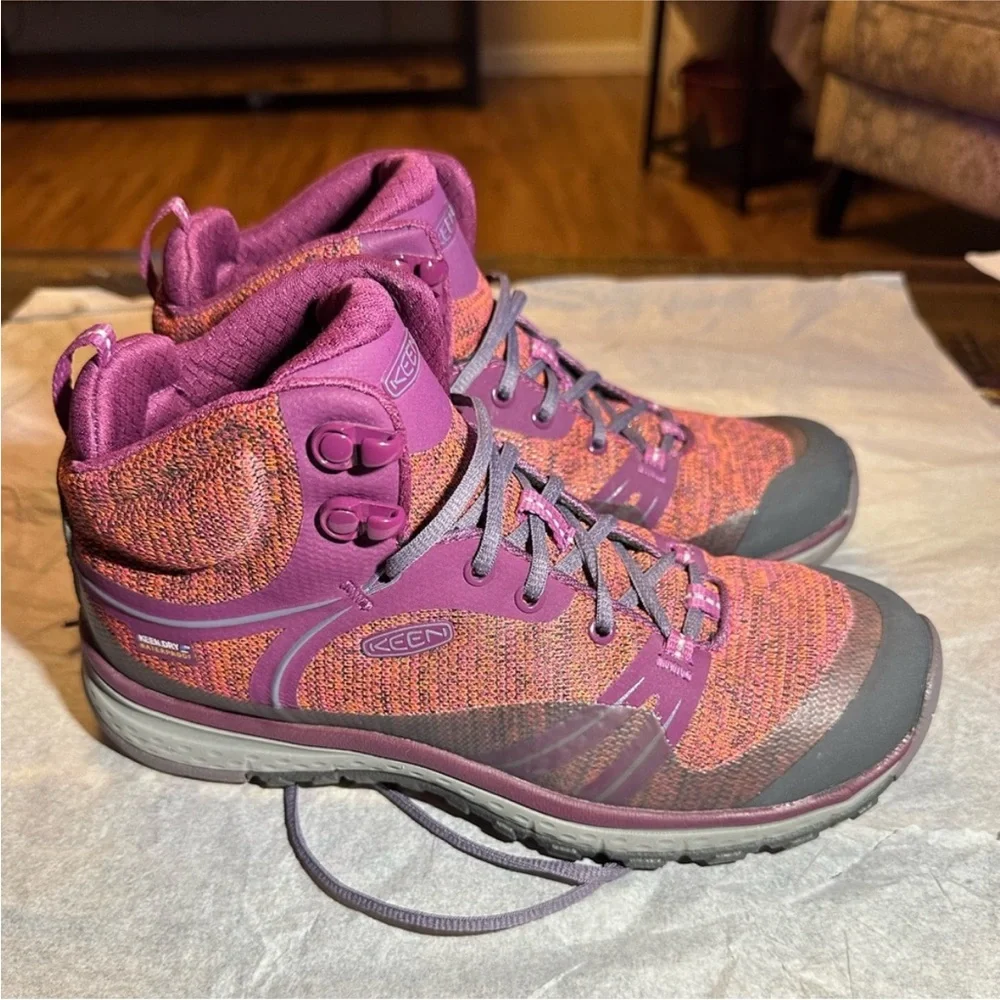 Keen sneakers size 6‎ waterproof
