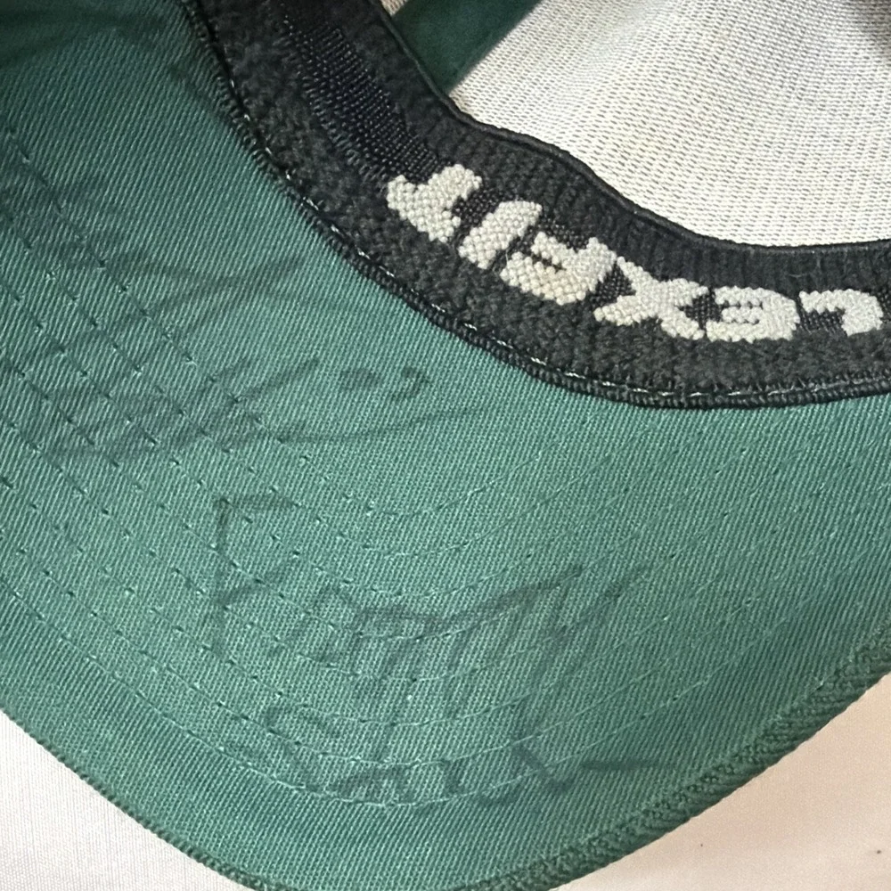 Hyperlite Wakeboarding Hat (fitted Flexfit S/M Random Autographs From Pro's??‎