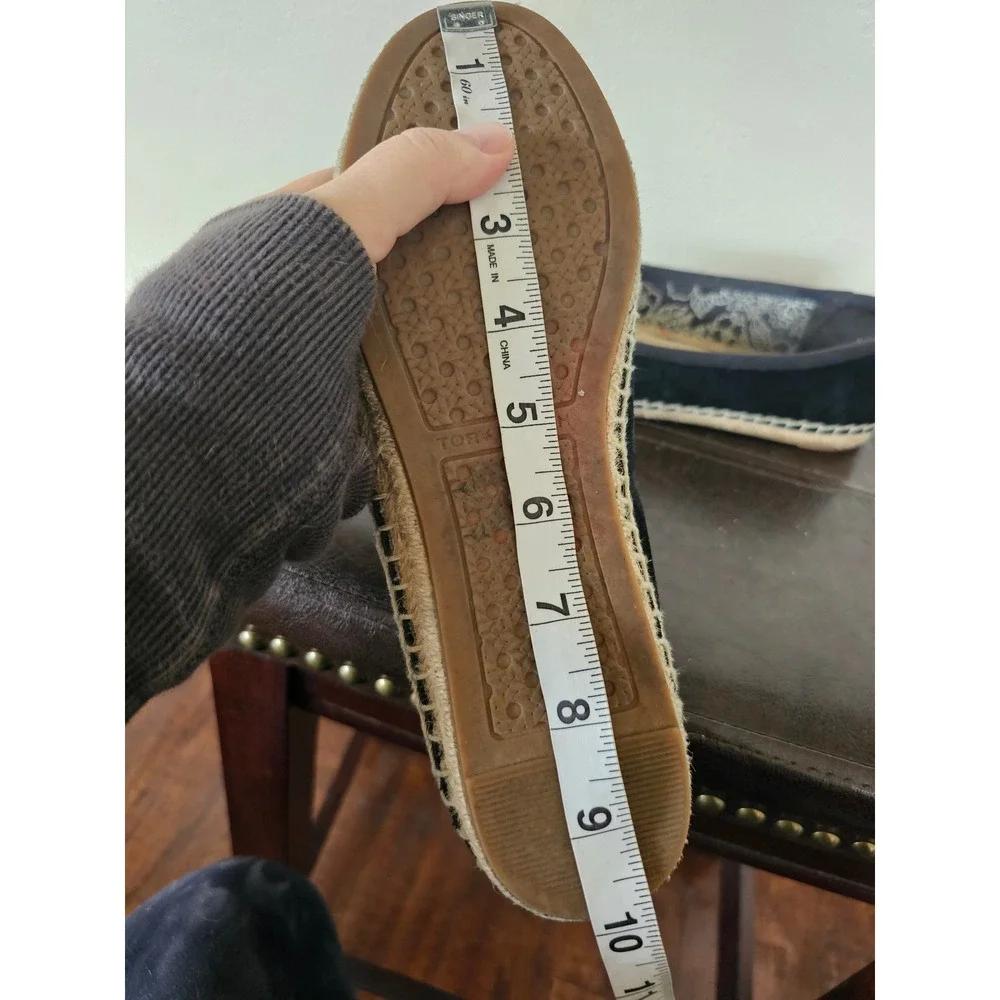 TORY BURCH BLACK‎ SUEDE BOHEMIAN CHIC FLAT CAP TOE ESPADRILLE FLATS SZ 7.5