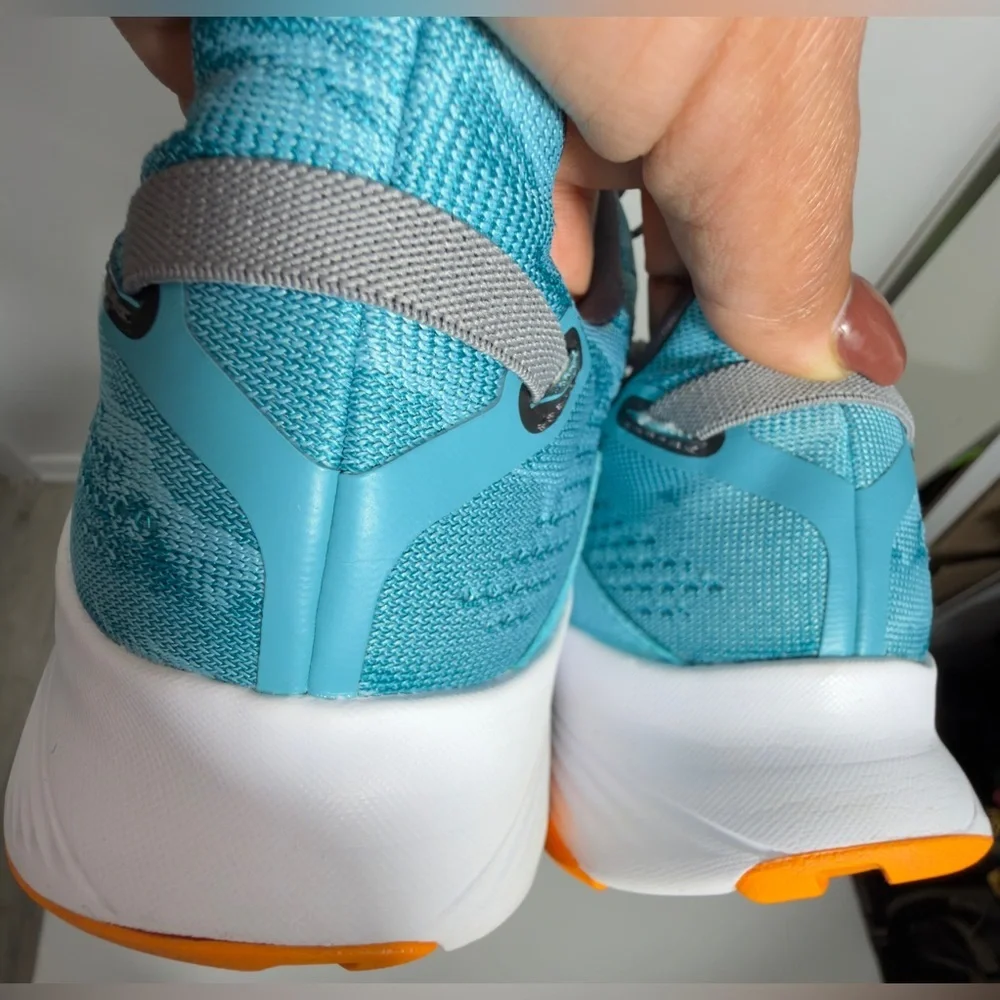 Saucony lightweight breathable