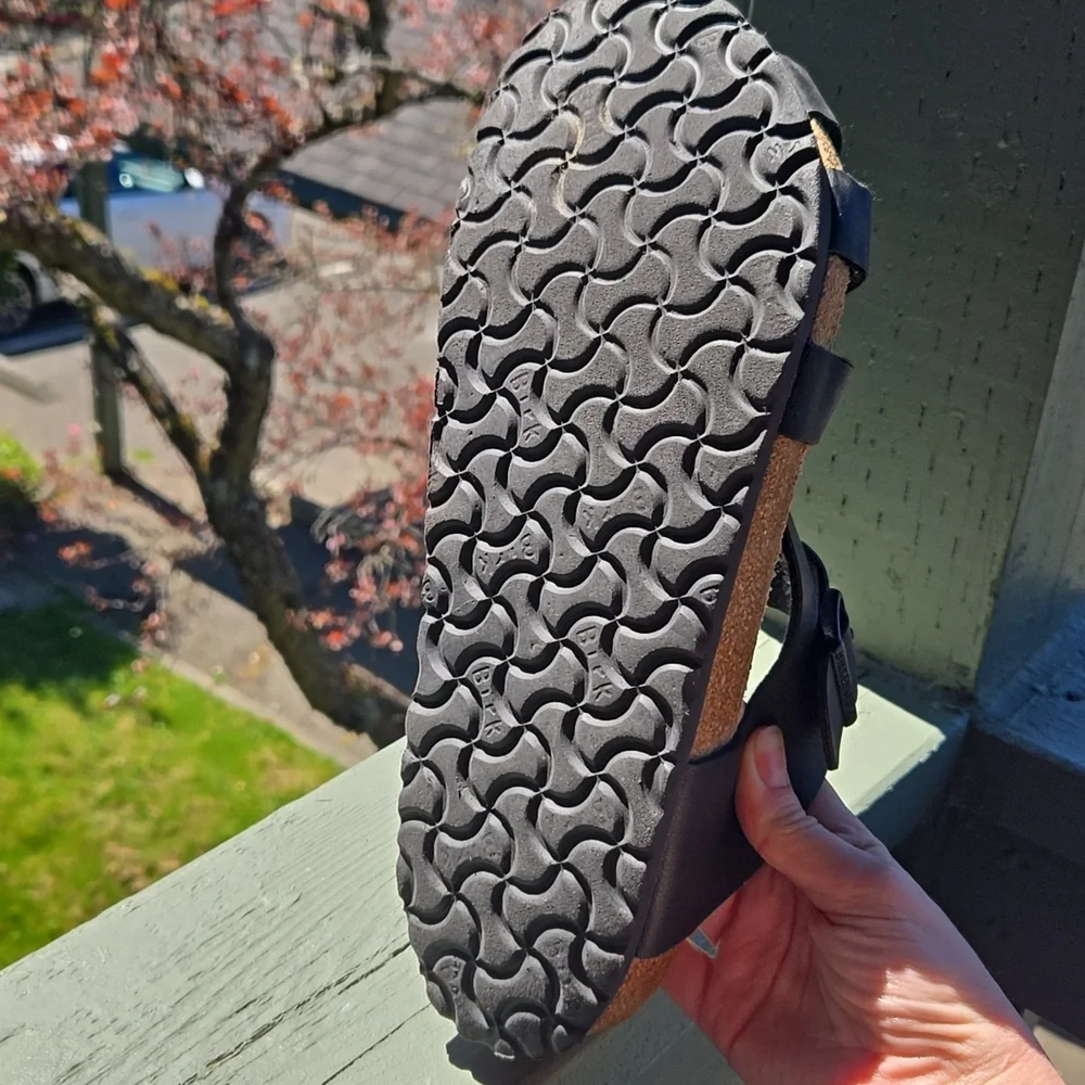 Birkenstock please note
