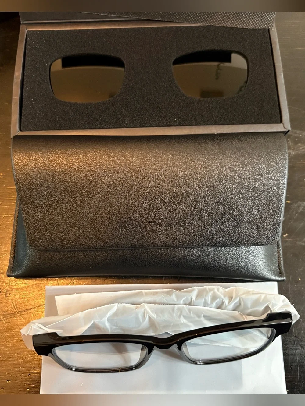 razer sessions glasses’ brand