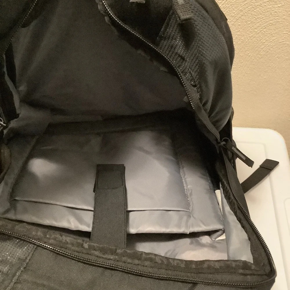 OGIO ogio| logan