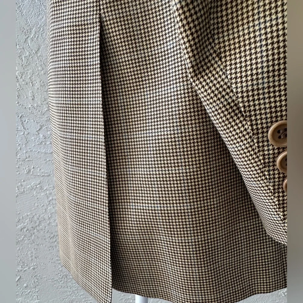 Canali this premium