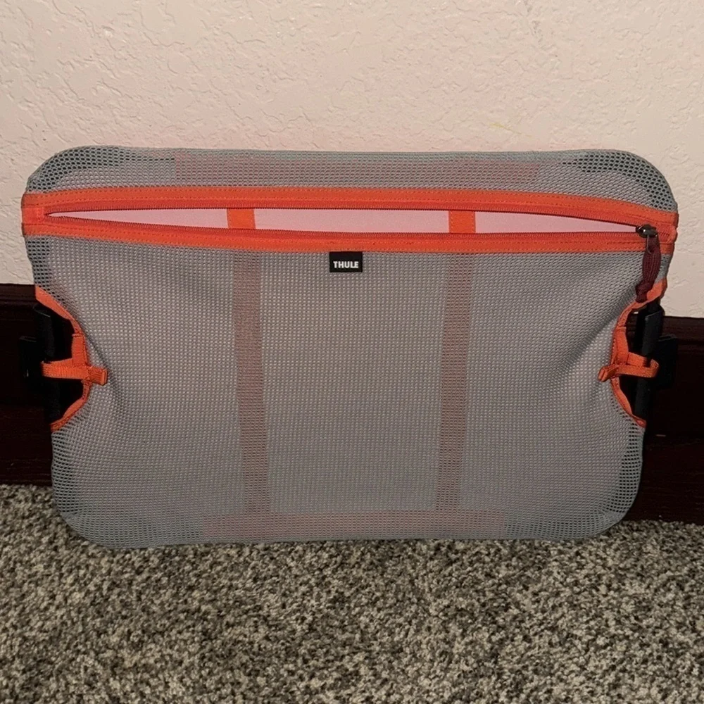 Thule gray orange