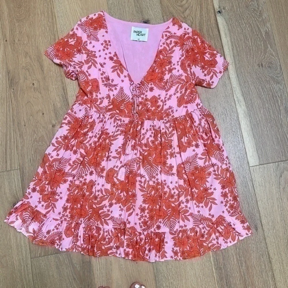 Petal & Pup tropical red