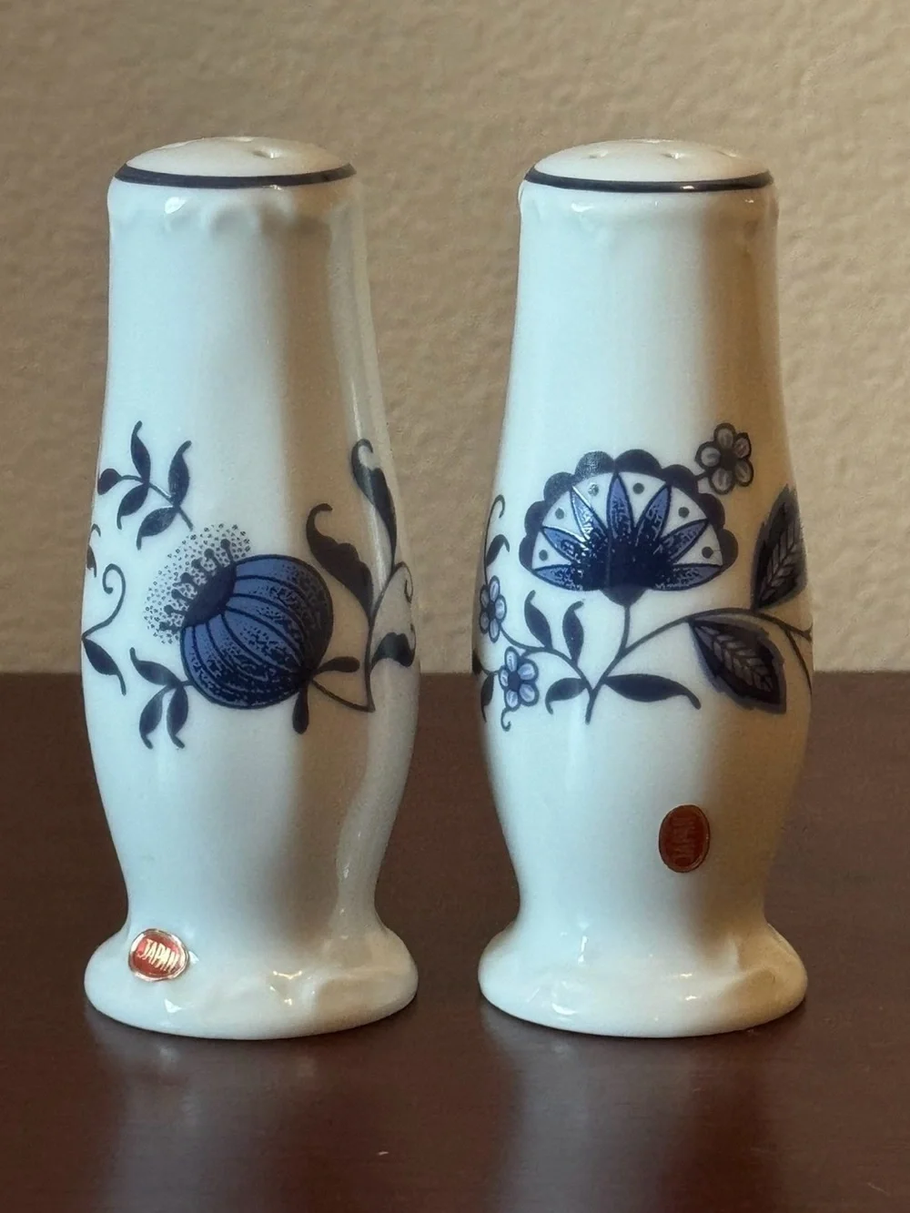 Sone vintage blue