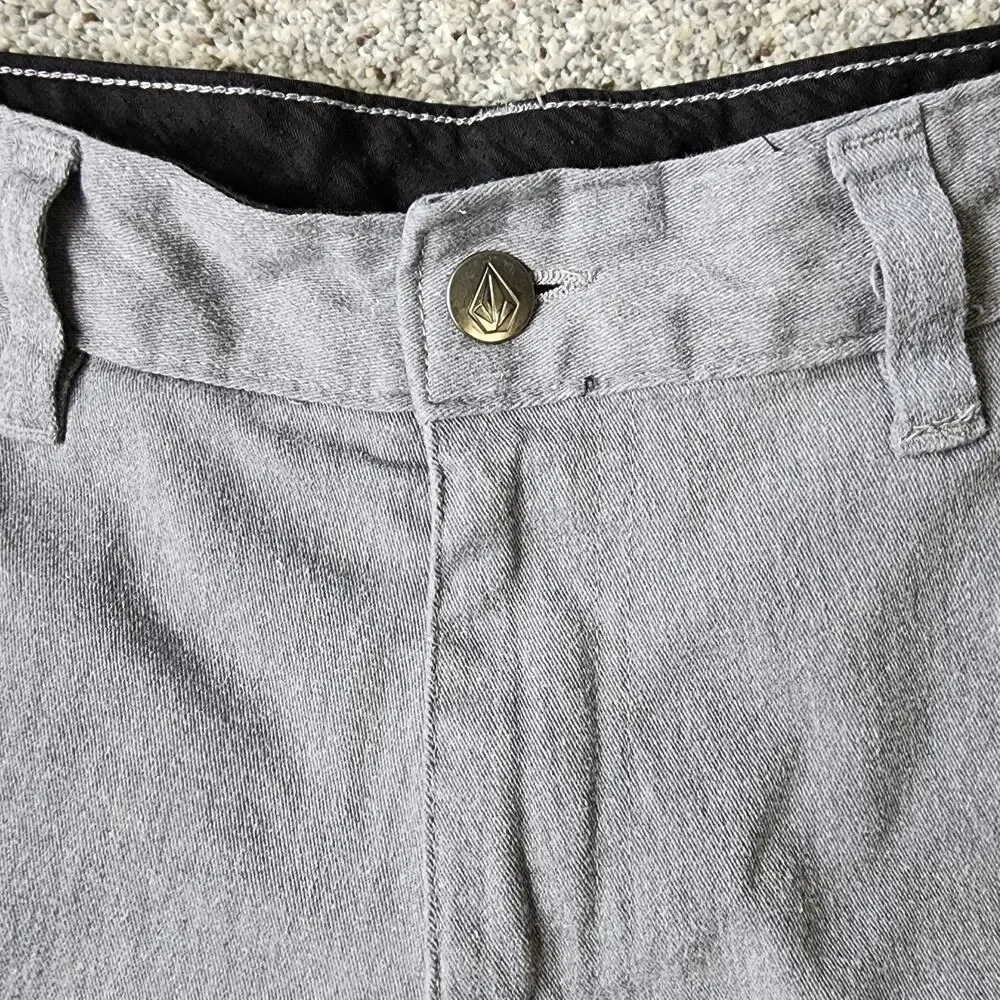 Volcom men size