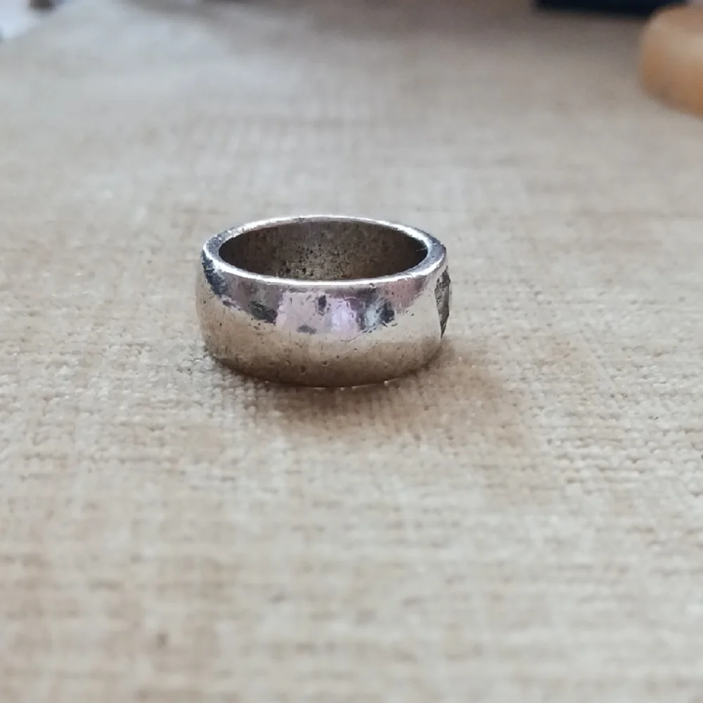 Silver Tone GUESS Ring