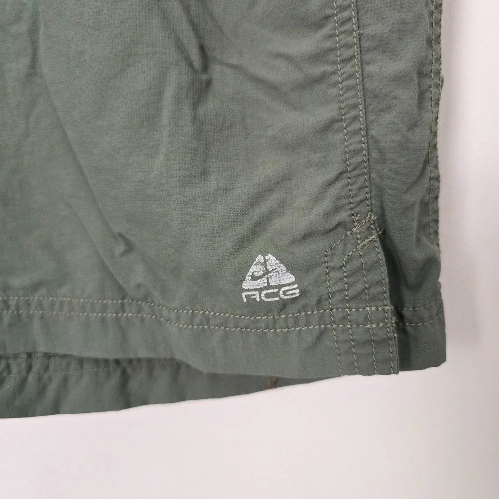 Nike out stains item
