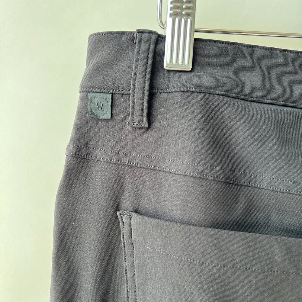lululemon athletica size 33