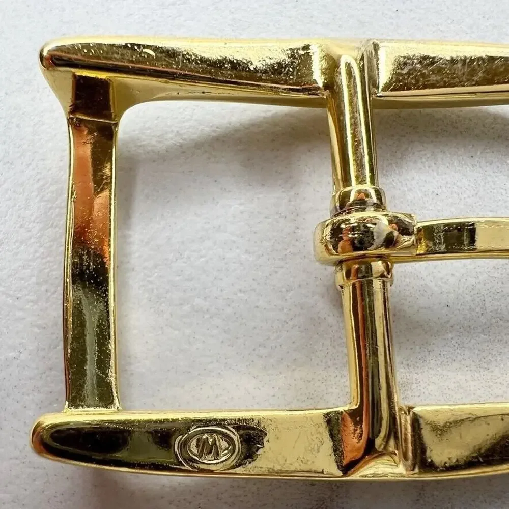 Unbranded vintage gold