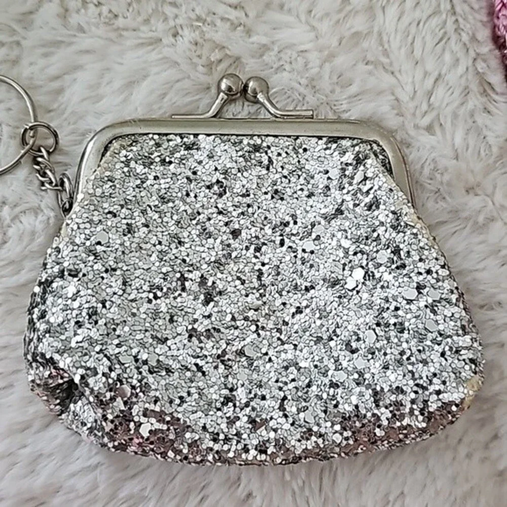 Unbranded piece yellow