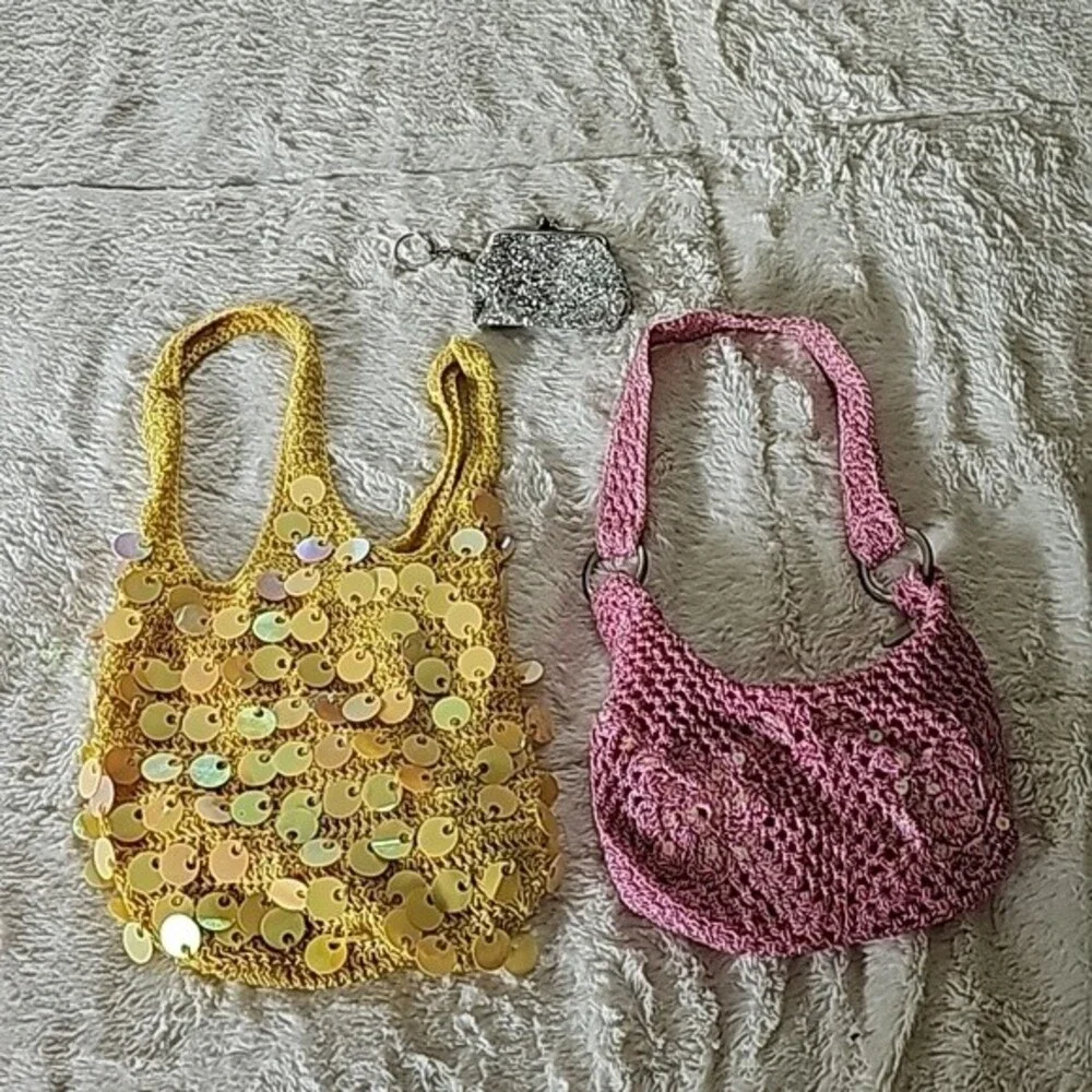 Unbranded piece yellow