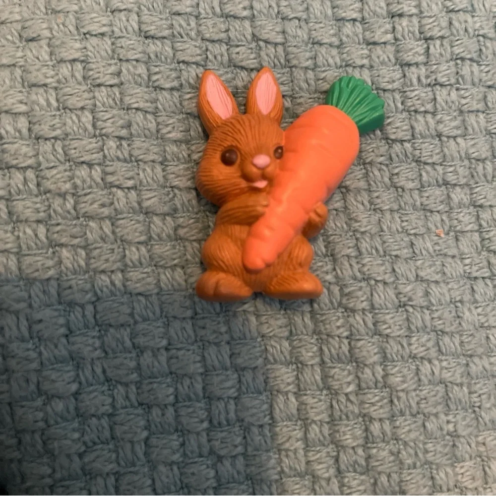 Hallmark pin easter