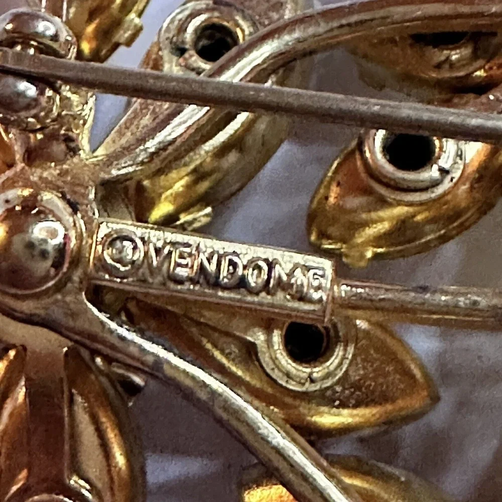 Vendome vintage brooch