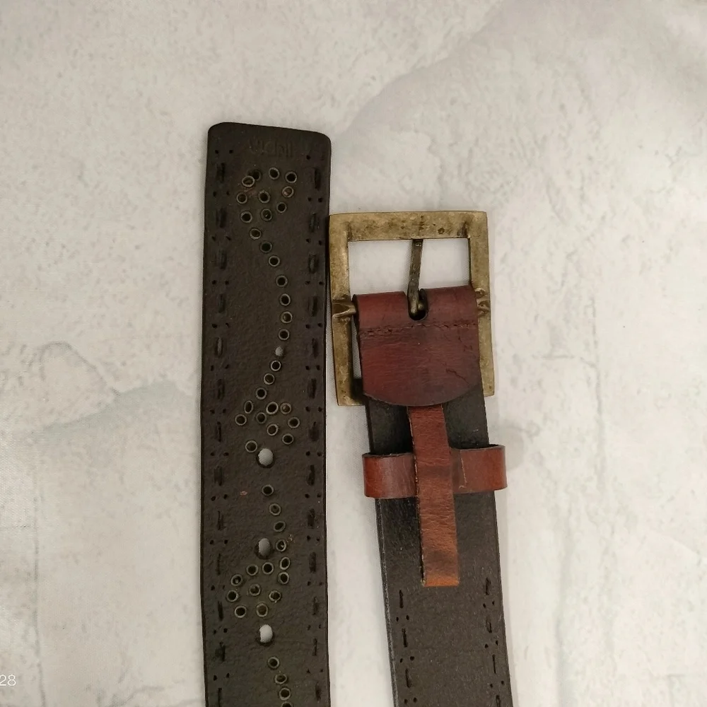 Source Unknown stylish durable