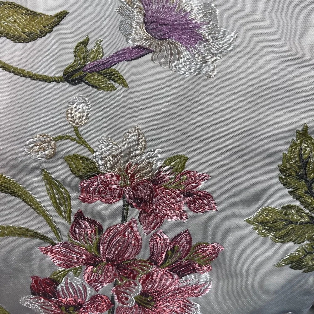 Croscill queen comforter