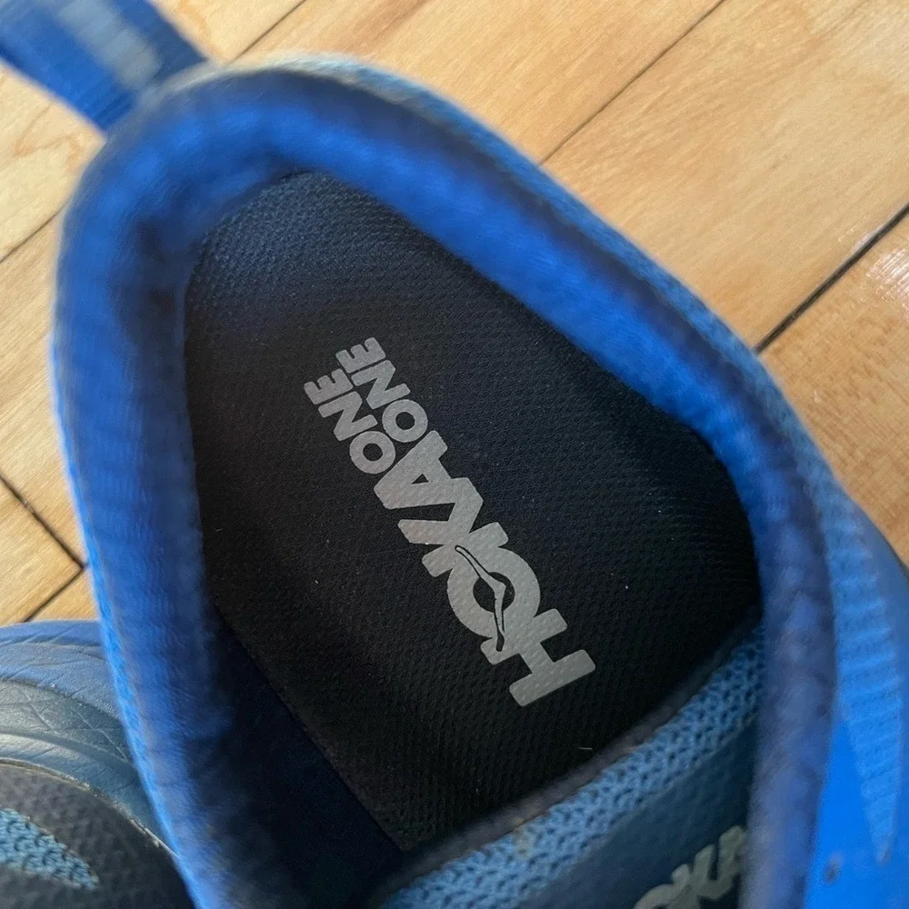 Hoka One One hoka one