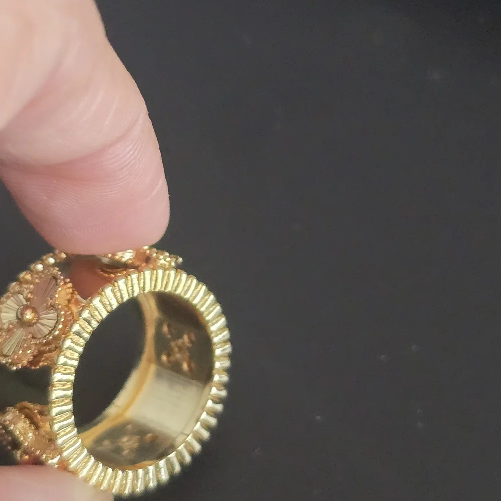 Dubai Jewelry this stunning