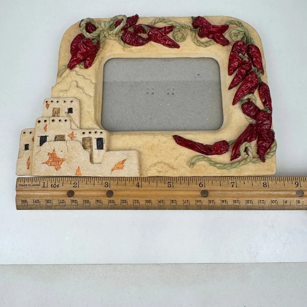 Frameology Red Chili Peppers Adobe Style 3d Resin Ceramic Picture Frame Souvenir