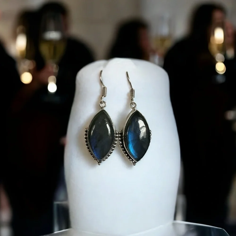 Handmade natural labradorite